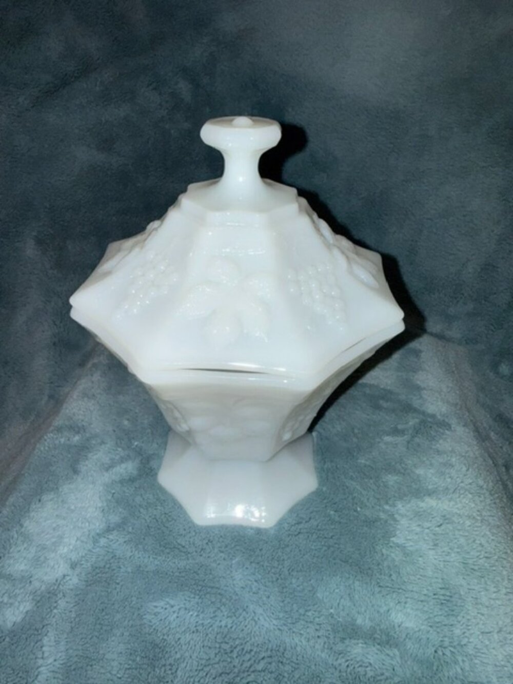 Vintage Anchor Hocking Milk Glass Octagon Candy Dish with Lid - Harvest Grape